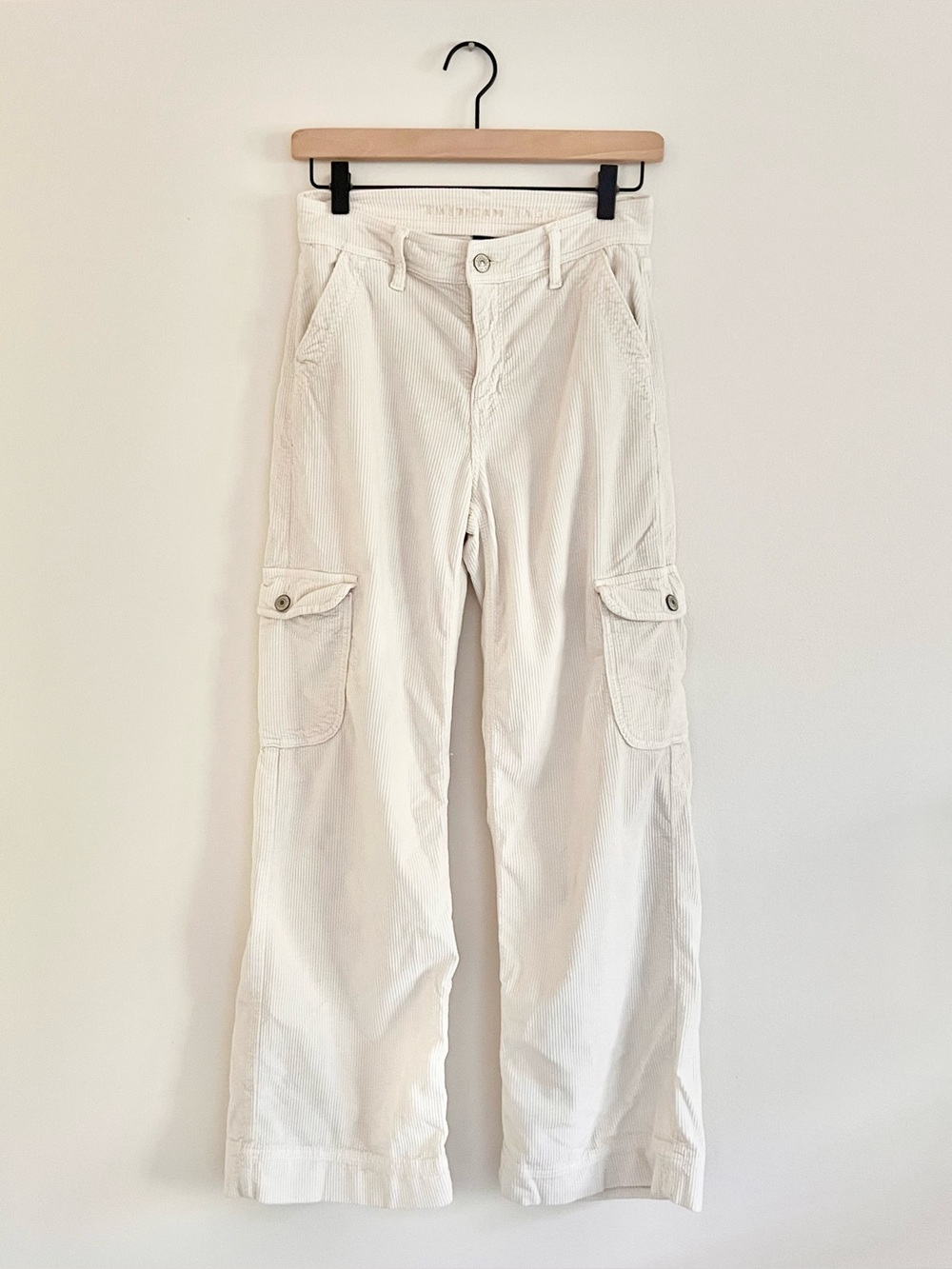 American Eagle Super High Rise Baggy Wide Leg Ivory Corduroy Cargo Pants 0 Short